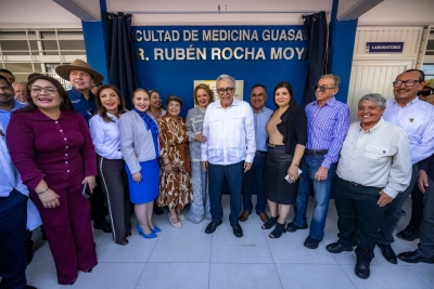 Inaugura el gobernador Rocha Moya la Facultad de Medicina de la UAS en Guasave