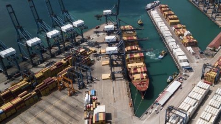 Canal de Panam&aacute; niega acuerdo para que los buques de EEUU no paguen tarifas en la v&iacute;a